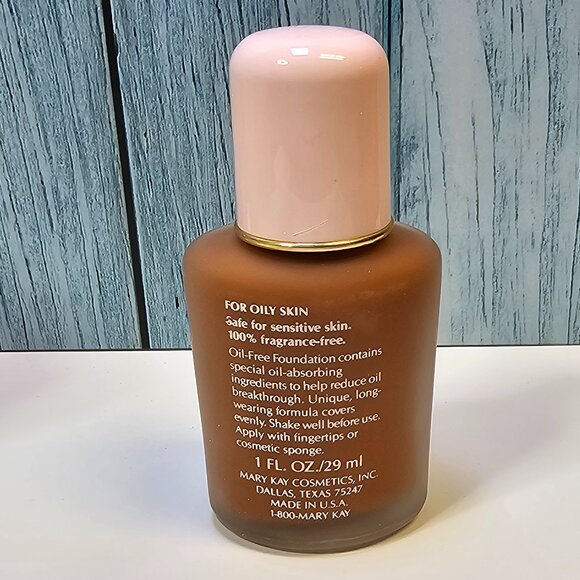Mary Kay Oil-Free Foundation - Chestnut Bronze  #3870 - NIB‎ Old Stock - Picture 3 of 7